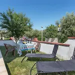 1 Bedroom Cozy In Apartamento