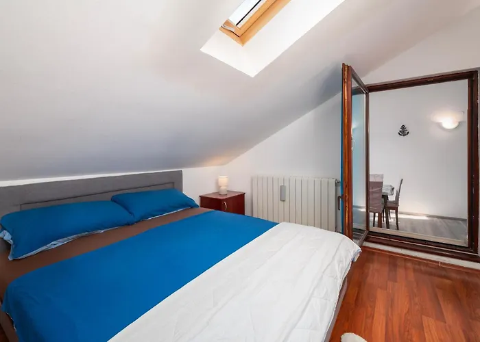 1 Bedroom Cozy In Pula *